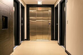 New Studio Well Located 750m From the Beach Sti209