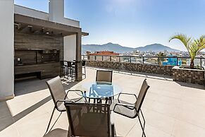 Studio cond. com piscina 700m da praia STI108