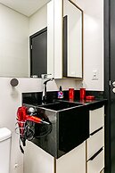 Studio cond. com piscina 700m da praia STI108