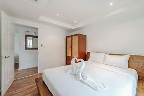 2BR Chic Oceanview Condo Kata Beach Retreat C206