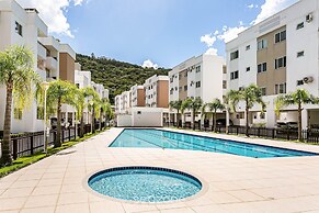 Apt. w/ Barbecue & Pool in Canasvieiras Rpc0305
