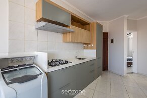 Sea View Apt 3BR & Garage 130m Beach Ror0002