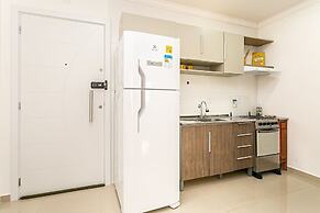 Modern ap W/pool one Block From the Beach Rmi201