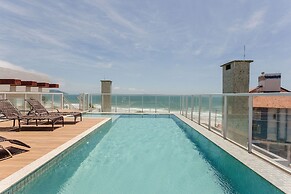 Modern ap W/pool one Block From the Beach Rmi201