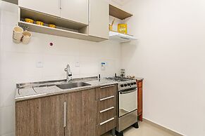 Modern ap W/pool one Block From the Beach Rmi201