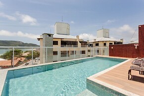 Modern ap W/pool one Block From the Beach Rmi201