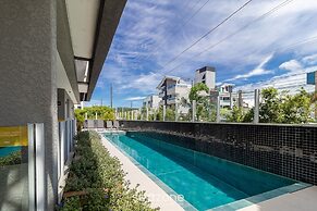 Comfort and Pool Near the Beach - Rhl0302