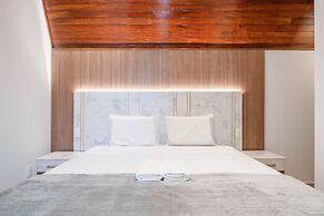 Full Studio 650m From Meia Praia Rgor0025