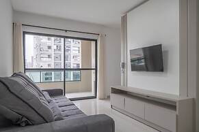 Apt w/ Balcony & Bbq, 650m to Beach Rgo0502