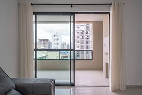 Apt w/ Balcony & Bbq, 650m to Beach Rgo0502