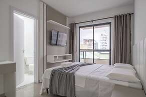 Apt w/ Balcony & Bbq, 650m to Beach Rgo0502