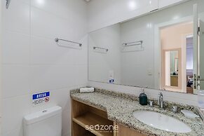 Apt w/ Side sea View, Seaside Condominium Rap0306