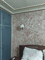 NEWTOWN PALACE HOTEL