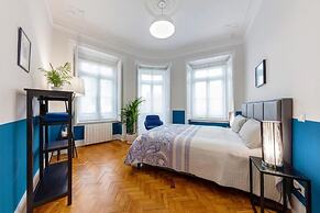 Contador Mor Rooms and Apartments