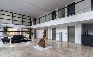 Urbano Duplex by WECARE Hosting
