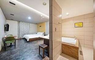 YEONGJU SPA TOURIST HOTEL