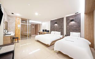 YEONGJU SPA TOURIST HOTEL