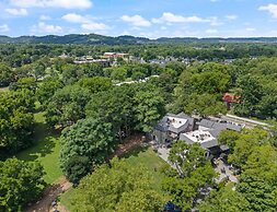 Carters Court Serene Hideaway