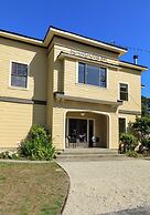 The Historic Schoolhouse Inn