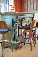 The Historic Schoolhouse Inn
