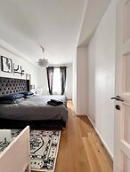 Cozy for 9 Guests Brussels Midi Station