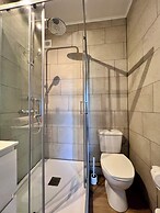 Cozy fully equipped center Liege for 4