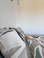 Cozy fully equipped center Liege for 4