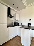 Cozy fully equipped center Liege for 4