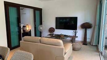 Beachfront and Pool 2 BR Apt- Selina 870
