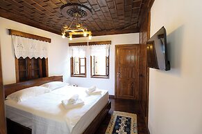 Oda e Gurit Boutique Hotel