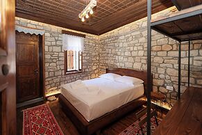 Oda e Gurit Boutique Hotel