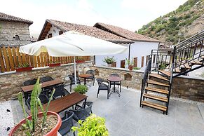 Oda e Gurit Boutique Hotel