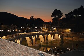 Oda e Gurit Boutique Hotel