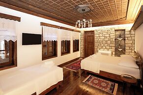 Oda e Gurit Boutique Hotel