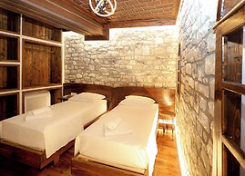 Oda e Gurit Boutique Hotel