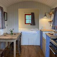 Secluded Shepherd's Hut