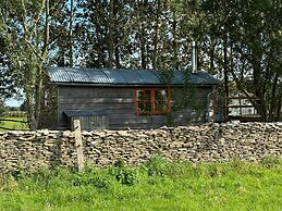 Secluded Shepherd's Hut