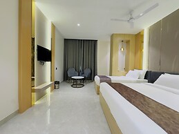 Travinities Hotel Avni Palace