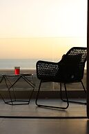 YMY BEACH HOUSE
