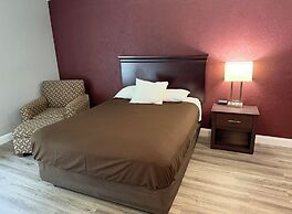 Fieldstone Apartments & Studios