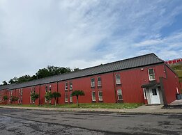 Fieldstone Apartments & Studios