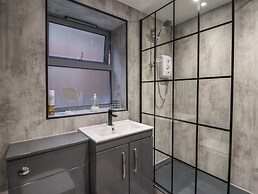 Apartment 10