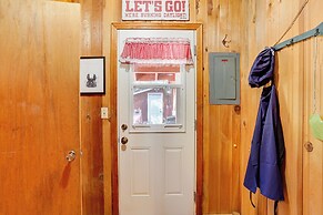 < 2 Mi to Trinity Lake: Norcal Getaway w/ BBQ