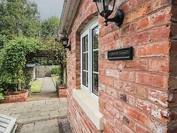2 Aqueduct Cottages