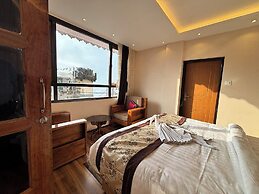 Hotel Golden Potala