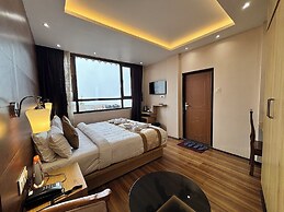 Hotel Golden Potala
