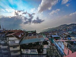 Hotel Golden Potala