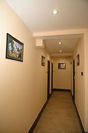 Hotel Golden Potala