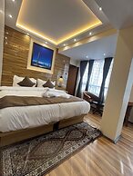 Hotel Golden Potala