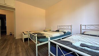 Three Bedroom Comfort Apartment Maintal